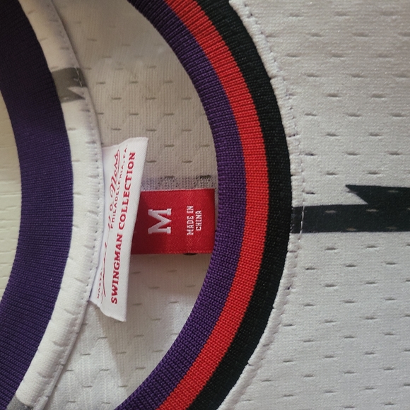 Mitchell & Ness Swingman Jersey Toronto Raptors 1998-99 Tracy McGrady - Picture 4 of 8